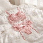 لانجري وقمصان نوم